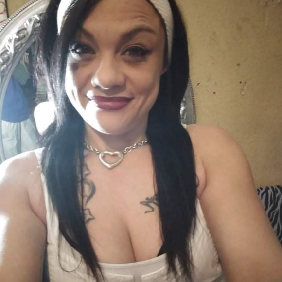 Meet your Posher, Maria - Picture 3 of 4